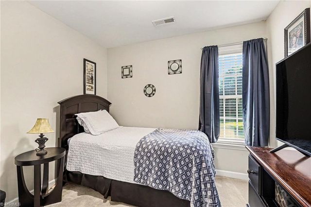 563 Garden Valley Drive, Winston-salem, NC 27107