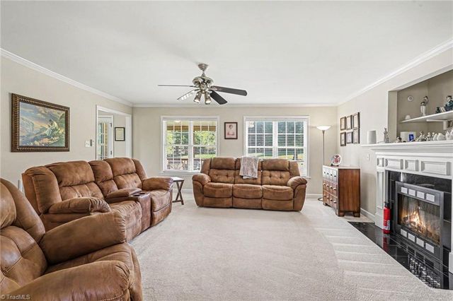 563 Garden Valley Drive, Winston-salem, NC 27107