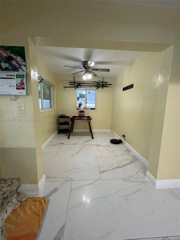 5157 NE 5th Avenue 1, Oakland Park, FL 33334