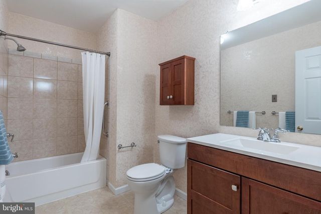 4855 PLUM RUN CT, Wilmington, DE 19808