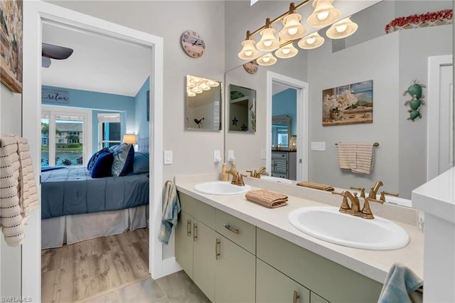 8654 Mustang DR 8, Naples, FL 34113