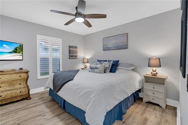 8654 Mustang DR 8, Naples, FL 34113