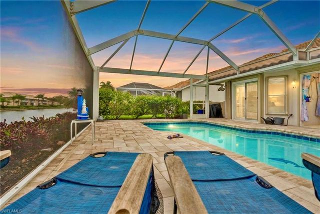 8654 Mustang DR 8, Naples, FL 34113