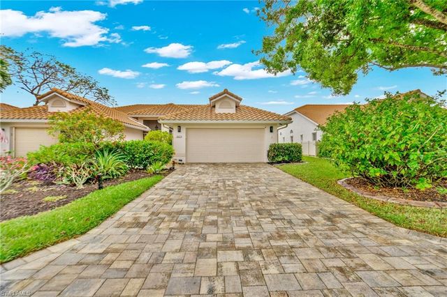 8654 Mustang DR 8, Naples, FL 34113