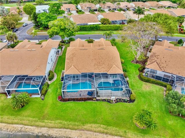 8654 Mustang DR 8, Naples, FL 34113