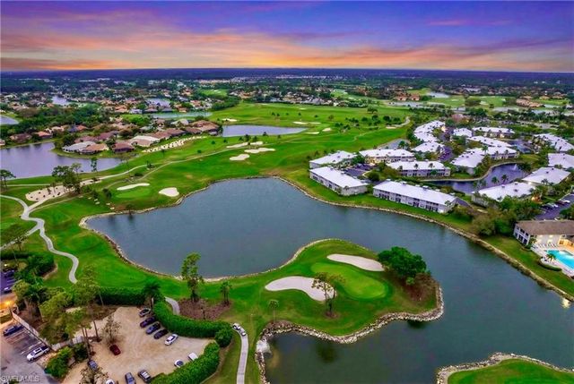 8654 Mustang DR 8, Naples, FL 34113