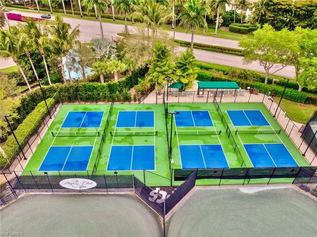 8654 Mustang DR 8, Naples, FL 34113