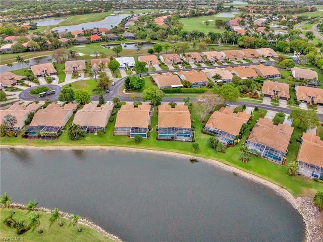 8654 Mustang DR 8, Naples, FL 34113