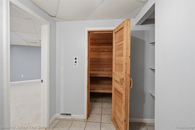 3315 Charlotte Drive, Brighton, MI 48114