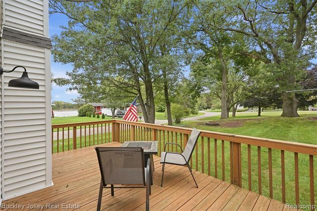 3315 Charlotte Drive, Brighton, MI 48114