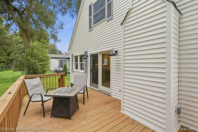 3315 Charlotte Drive, Brighton, MI 48114