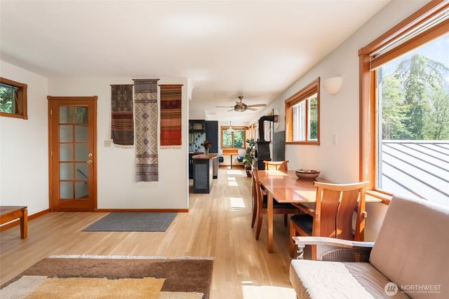 3556 Colony Mountain Drive, Bow, WA 98232