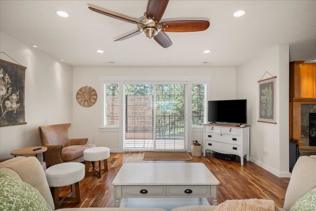 2712 N Chase Ln, Liberty Lake, WA 99019