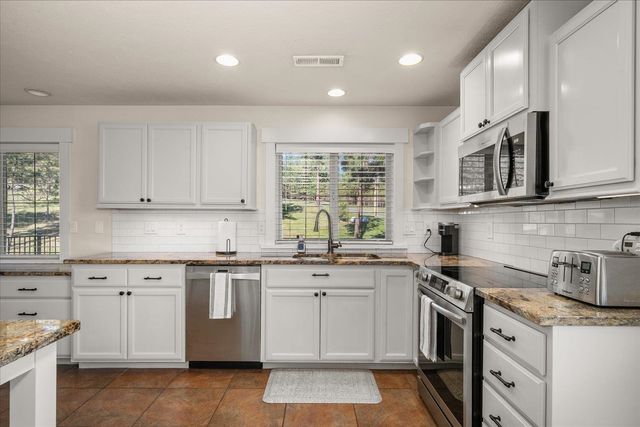 2712 N Chase Ln, Liberty Lake, WA 99019