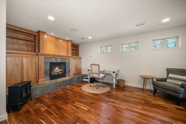 2712 N Chase Ln, Liberty Lake, WA 99019