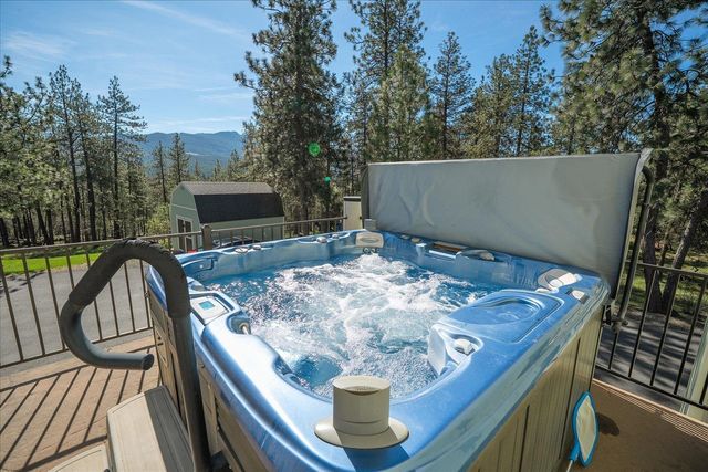 2712 N Chase Ln, Liberty Lake, WA 99019