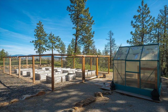 2712 N Chase Ln, Liberty Lake, WA 99019