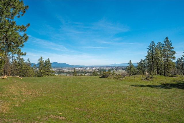 2712 N Chase Ln, Liberty Lake, WA 99019