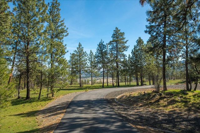 2712 N Chase Ln, Liberty Lake, WA 99019