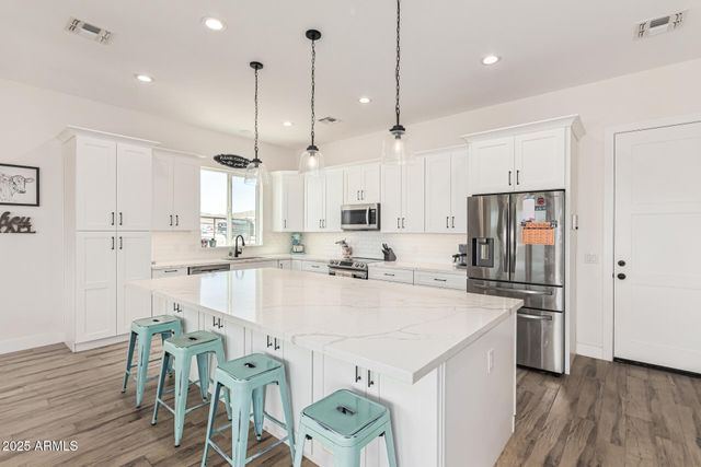 3925 W MOON DUST Trail, San Tan Valley, AZ 85144