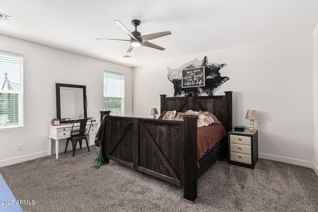 3925 W MOON DUST Trail, San Tan Valley, AZ 85144