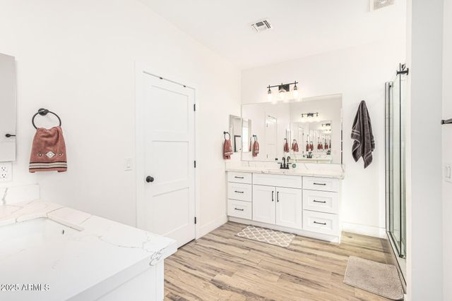 3925 W MOON DUST Trail, San Tan Valley, AZ 85144