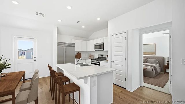 1620 E Gary Street, Broken Arrow, OK 74012