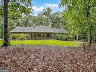 135 Farm Lane, Fayetteville, GA 30214