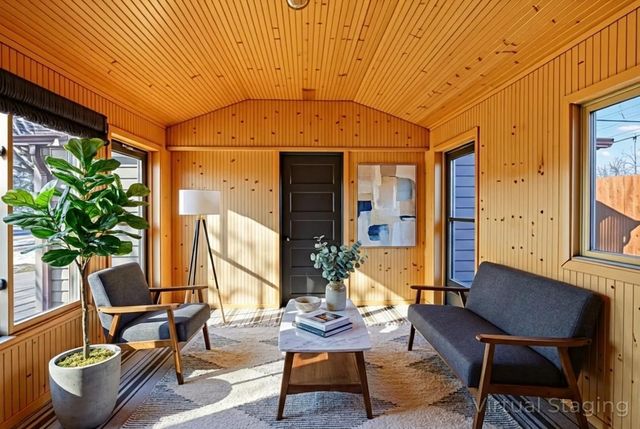 3504 Forest CIRCLE, Manitowoc, WI 54220