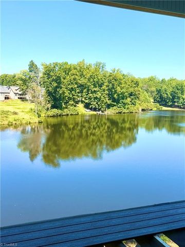 137 Reserve Drive, Mocksville, NC 27023