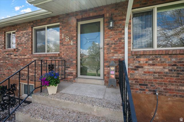 184 E 1150 N, Layton, UT 84040