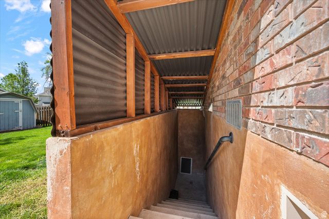 184 E 1150 N, Layton, UT 84040