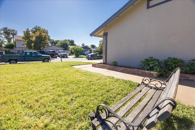 3341 Feltham Way, Sacramento, CA 95827
