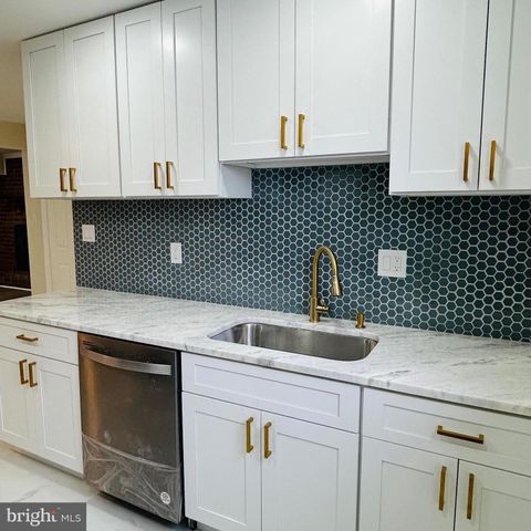 309 LA CASCATA TNHS, Clementon, NJ 08021