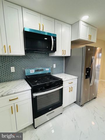 309 LA CASCATA TNHS, Clementon, NJ 08021