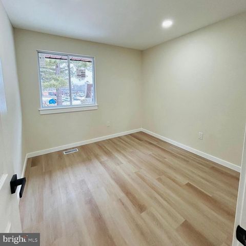 309 LA CASCATA TNHS, Clementon, NJ 08021