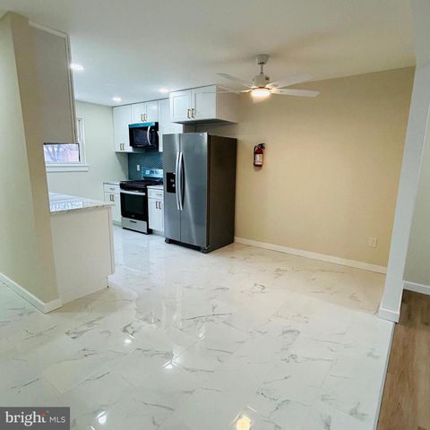 309 LA CASCATA TNHS, Clementon, NJ 08021