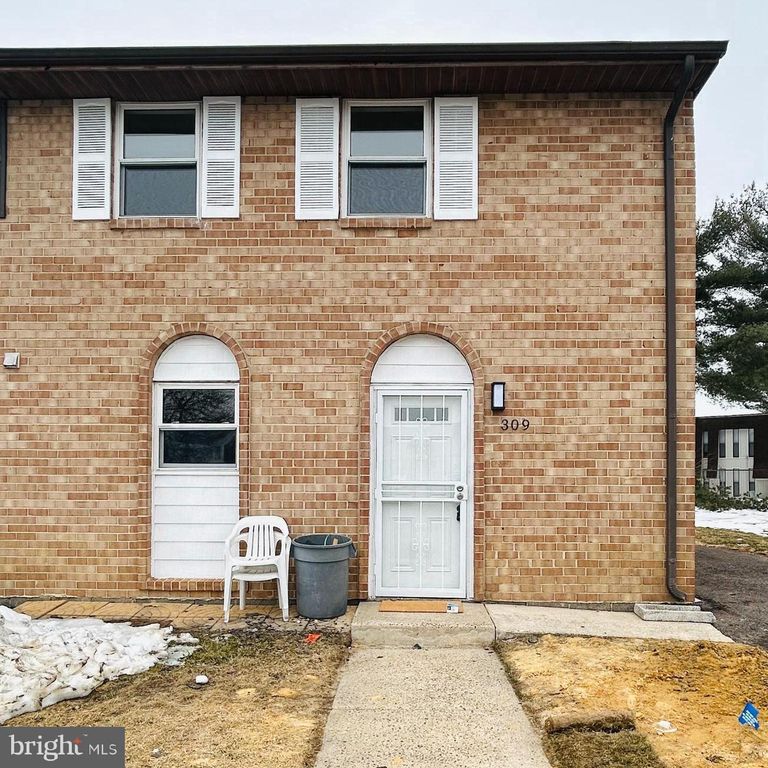 309 LA CASCATA TNHS, Clementon, NJ 08021