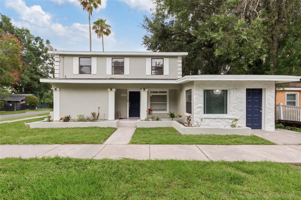 1325 E LAURA STREET, Plant City, FL 33563