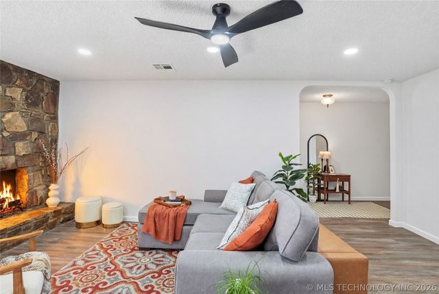 217 W Miami Street, Broken Arrow, OK 74011