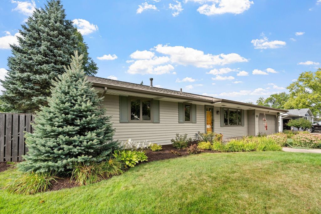 11700 Galtier Drive, Burnsville, MN 55337 — photo 3