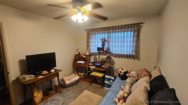 110 W Mill Avenue, Sapulpa, OK 74066