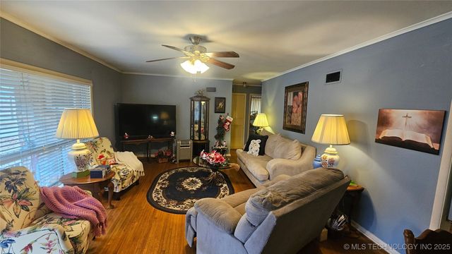 110 W Mill Avenue, Sapulpa, OK 74066