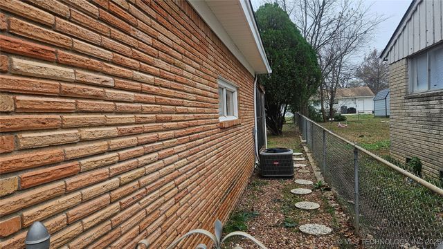 110 W Mill Avenue, Sapulpa, OK 74066