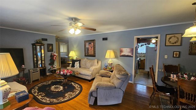 110 W Mill Avenue, Sapulpa, OK 74066