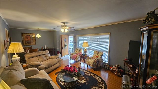 110 W Mill Avenue, Sapulpa, OK 74066