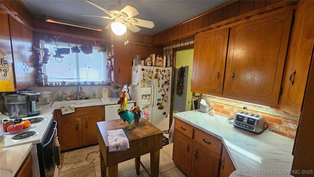 110 W Mill Avenue, Sapulpa, OK 74066