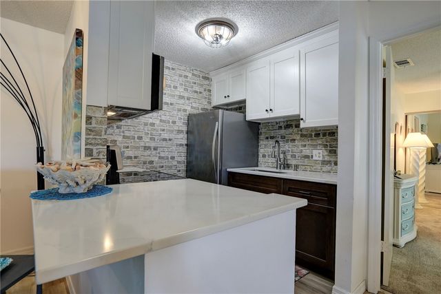 1116 Breezy Way 1H, Sebastian, FL 32958