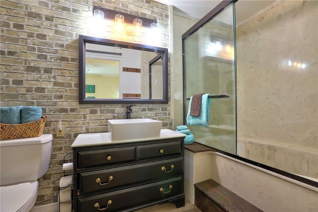 1116 Breezy Way 1H, Sebastian, FL 32958