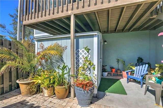 1116 Breezy Way 1H, Sebastian, FL 32958